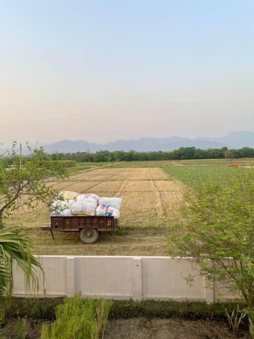 The Bougainvillea Cottage Farmstay Near Dehradun , 2 Bedroom Private Cottage Next To Fields And Orchards With Hill Views Luaran gambar