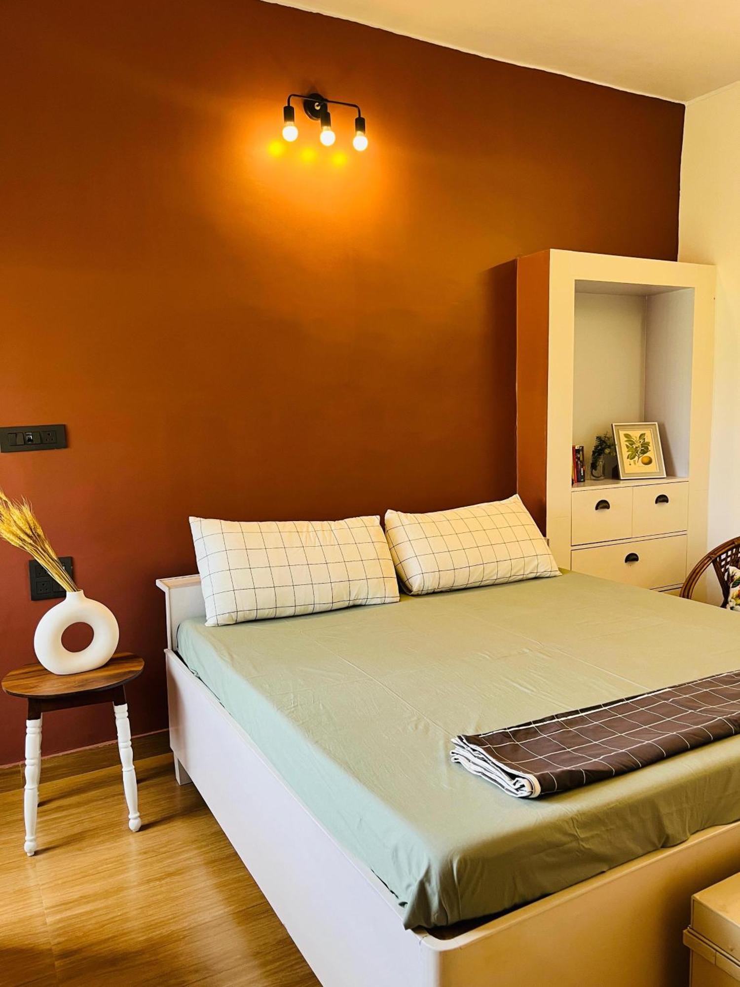 The Bougainvillea Cottage Farmstay Near Dehradun , 2 Bedroom Private Cottage Next To Fields And Orchards With Hill Views Luaran gambar